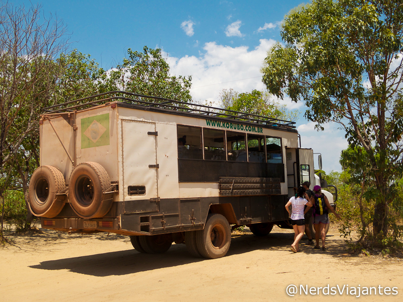 Caminhão da Korubo estacionado próximo ao Fervedouro da Glorinha - Jalapão