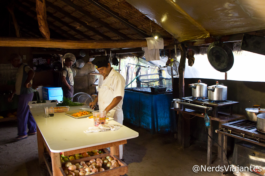 Cozinha do acampamento da Korubo - Jalapão