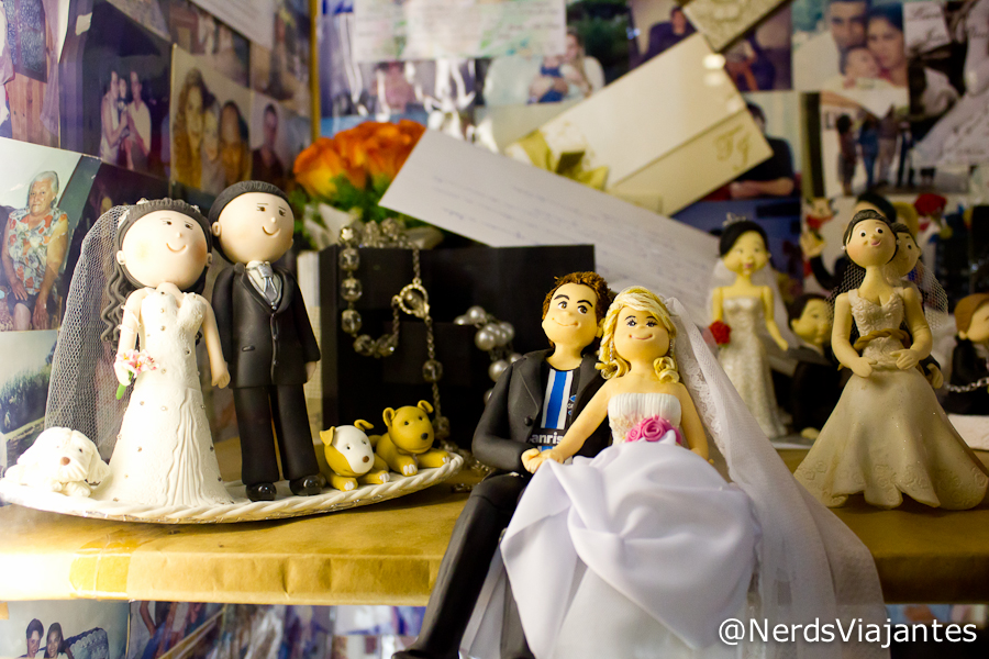 Bonecos e fotos de casamentos - Sala das Promessas - Basílica de Nossa Senhora Aparecida - Aparecida