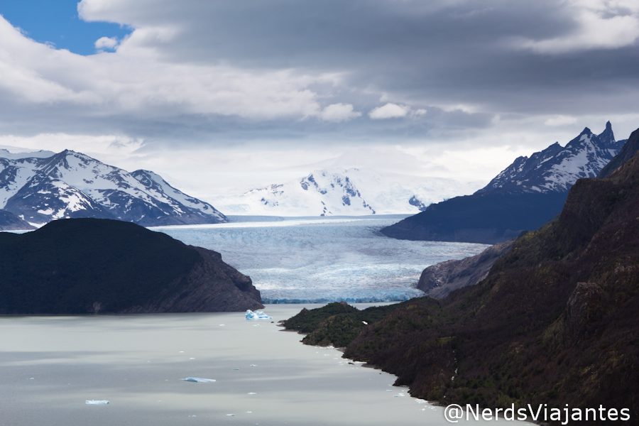 Lago e Glaciar Grey no parque Torres del Paine - Patagônia Chilena