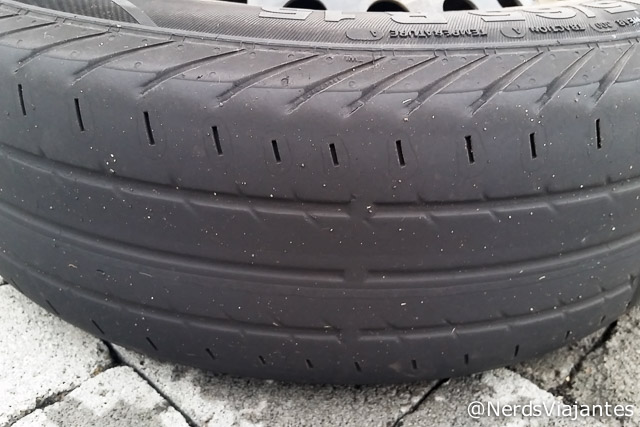 Nosso pneu que não estava em boas condições