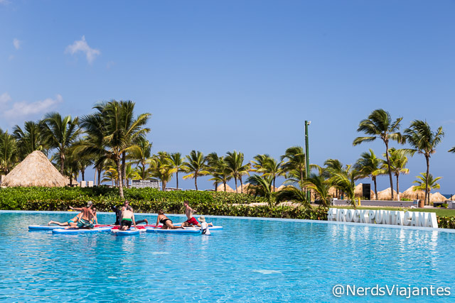 Atividades na piscina Eclipse no Hard Rock Hotel & Casino Punta Cana - República Dominicana