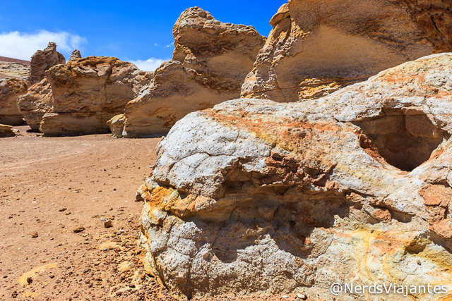 Formações rochosas monges blancos no Salar de Tara, Atacama - Chile