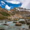 Rio, montanhas e glaciares no final da trilha para a Laguna del Diablo, perto de El Chaltén - Patagônia Argentina